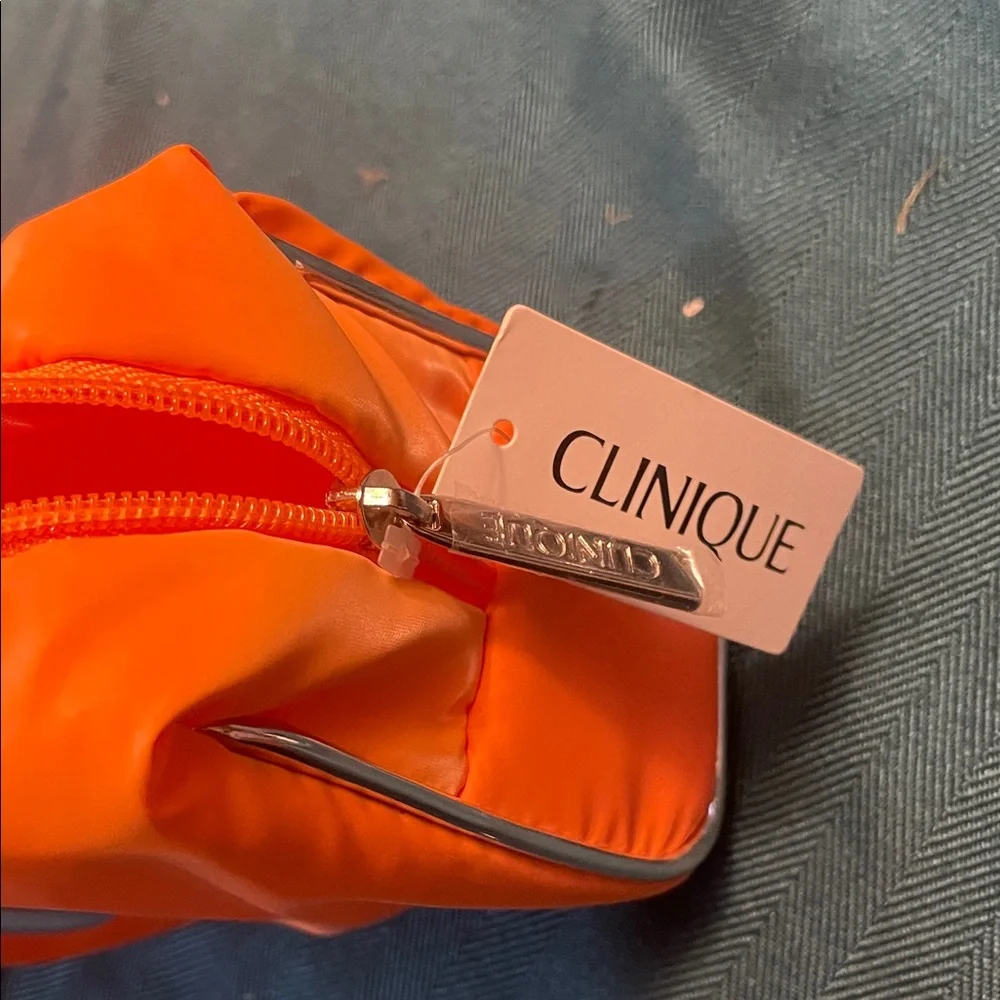 Marc Jacobs vibrant orange